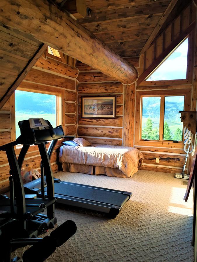 Mcdonald'S Ranch Lodge Gardiner Bagian luar foto